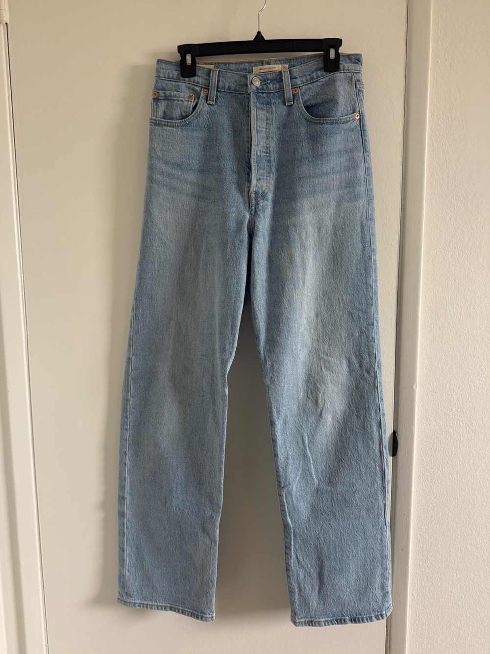 Levi's Ribcage High Rise Straight Leg Jean - Picture 3 of 5
